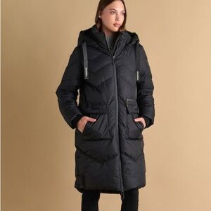 Amisu Black Puffer Coat
